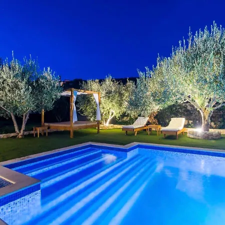 Holiday home Luki *